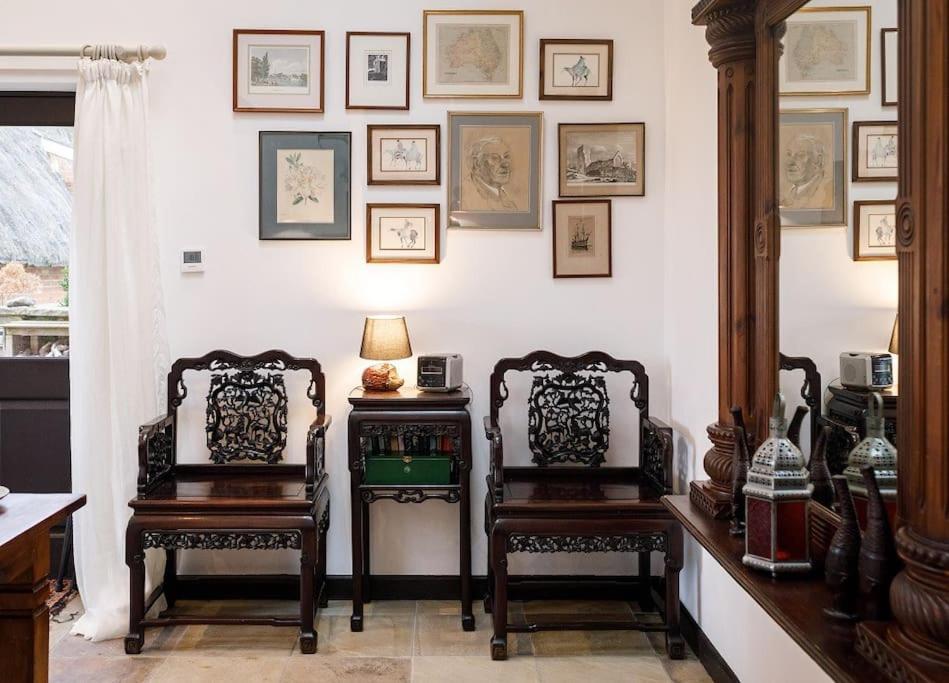 Stylish Cottage In The Pewsey Vale マールボロー エクステリア 写真